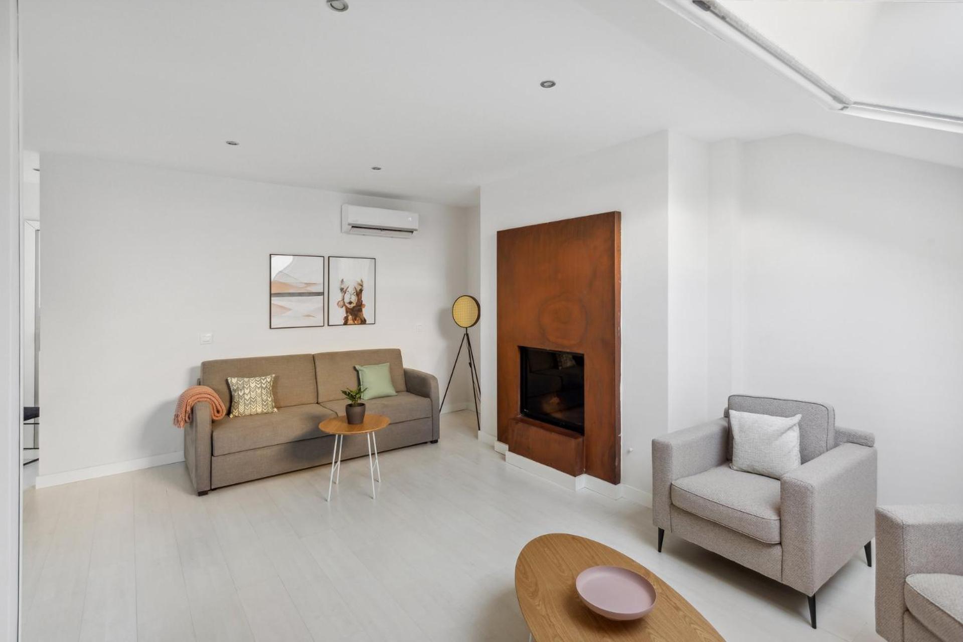 Limehome Madrid Calle De La Paloma Exterior photo