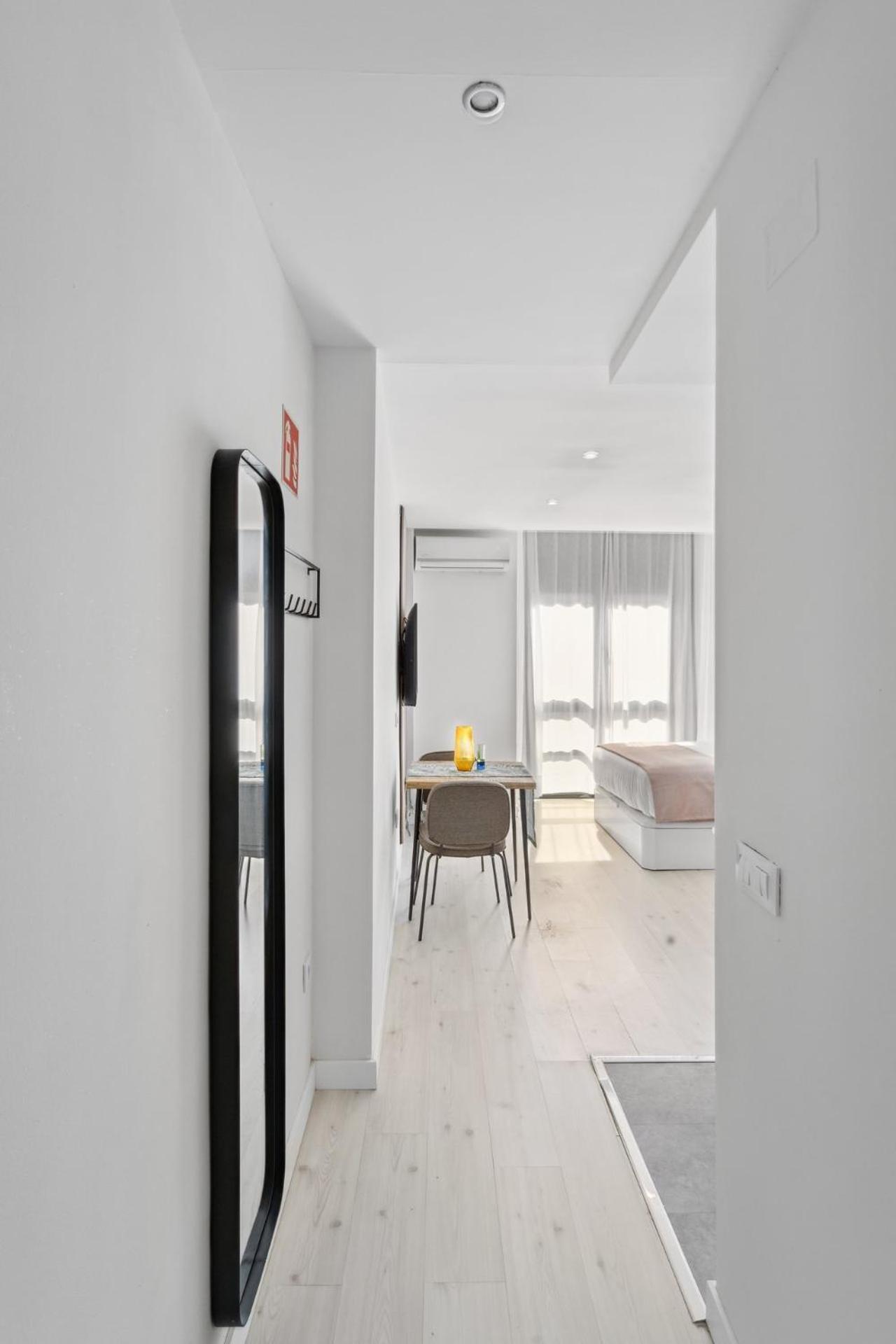 Limehome Madrid Calle De La Paloma Room photo