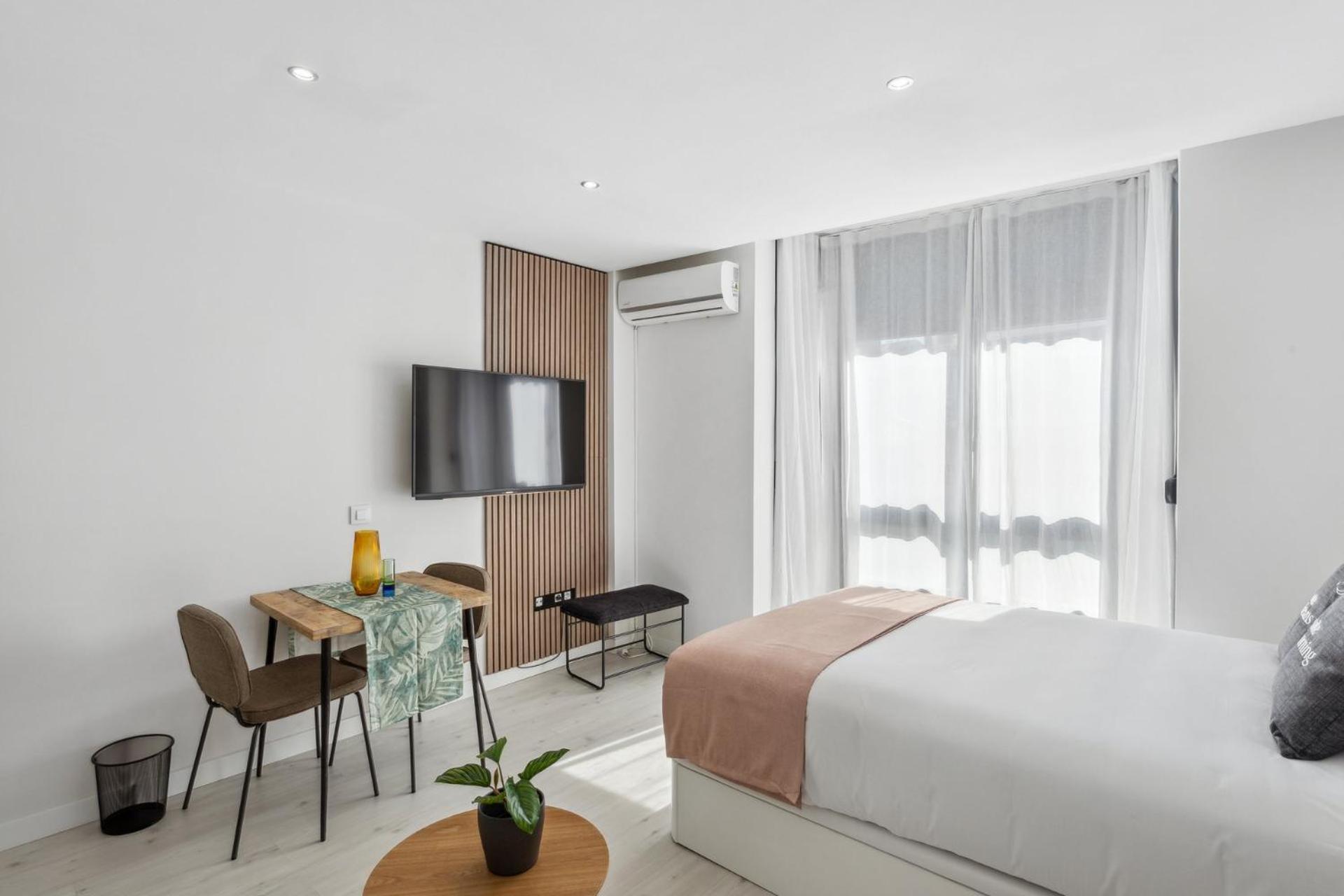 Limehome Madrid Calle De La Paloma Room photo