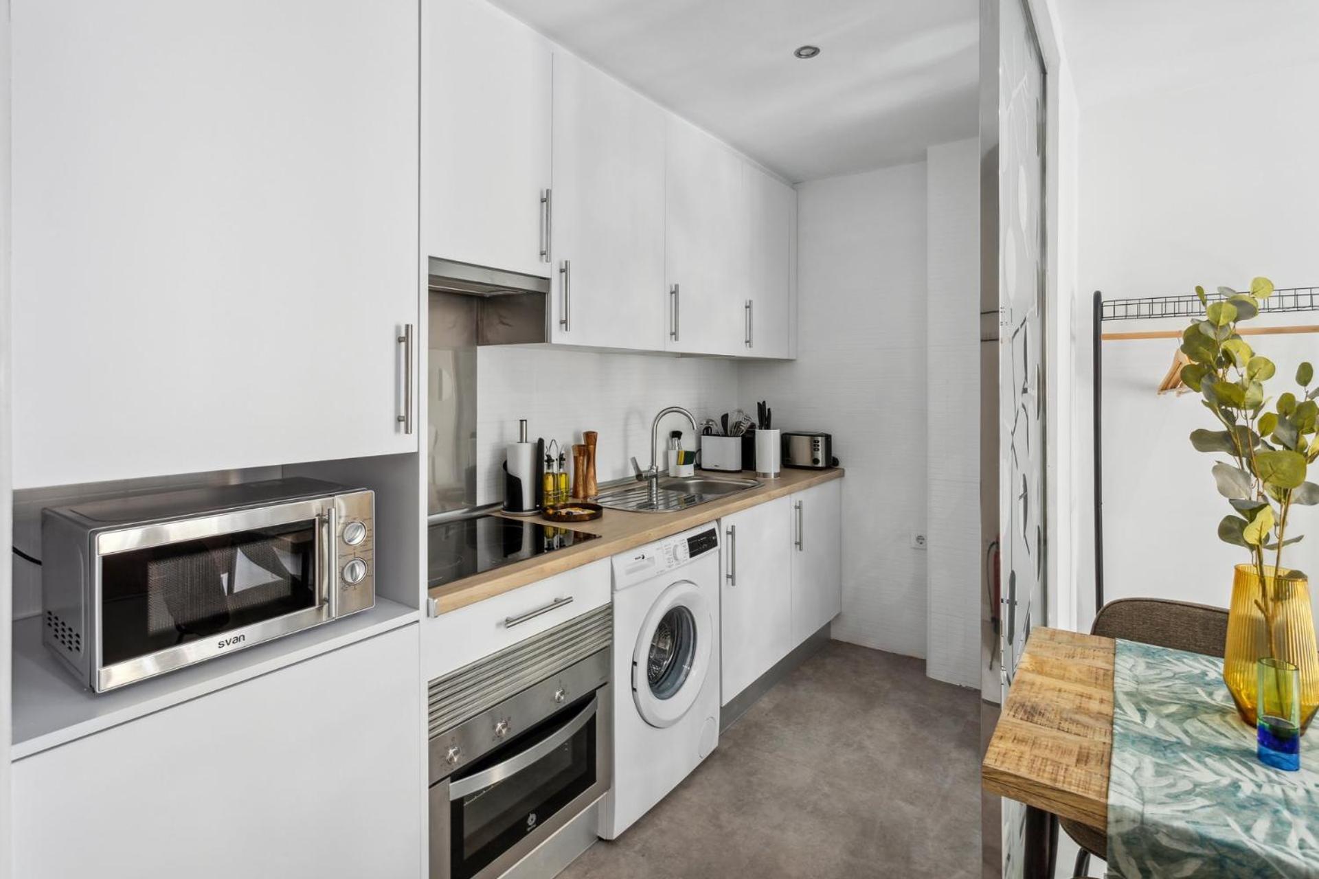 Limehome Madrid Calle De La Paloma Room photo